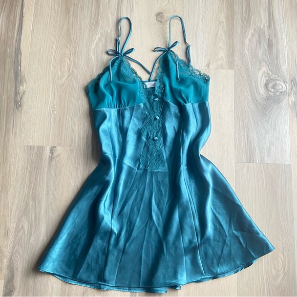 Emerald Green Slip Dress with lace and bows - Picture 1 of 6